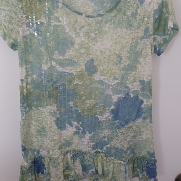 NWOT gently worn Style &Co PS short sleeve w/ruffle at bottom - Picture 2 of 3